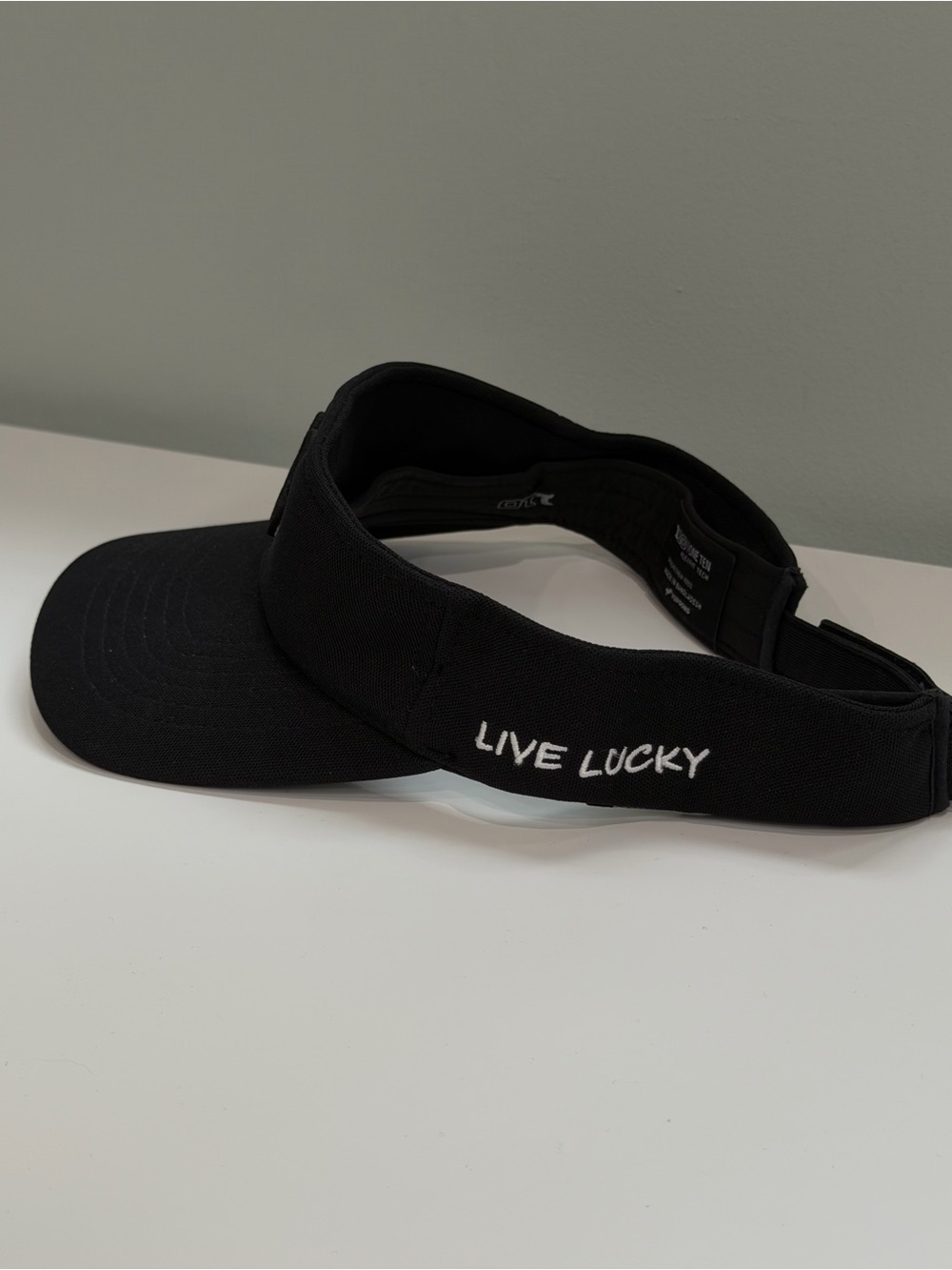 Black Clover Live Lucky Golf Visor Hat Black Adjustable Performance Sun Hat - Picture 4 of 10